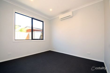Property photo of 2/56 Lechte Road Mount Waverley VIC 3149