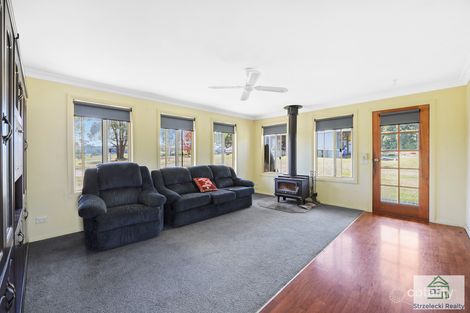 Property photo of 115 Saviges Road Yallourn North VIC 3825