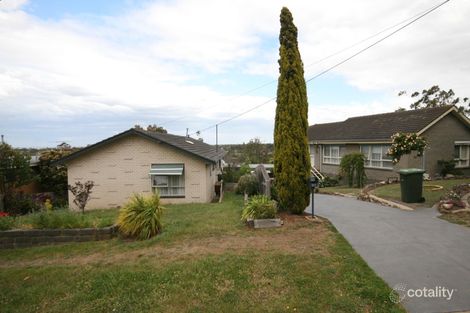 33 Reigate Rd, Highton, VIC 3216