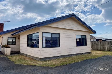 4 Hobbs Pde, West Ulverstone, TAS 7315