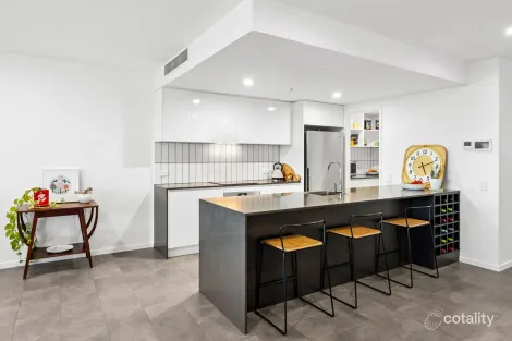 Property photo of 603/1 Waterside Retreat Birtinya QLD 4575