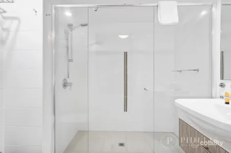 Property photo of 1109/2 Activa Way Hope Island QLD 4212