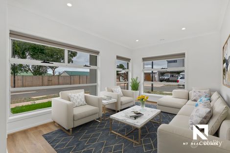 Property photo of 11 Sagrada Way Fraser Rise VIC 3336