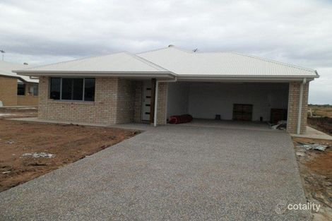 14 Easton St, Capella, QLD 4723