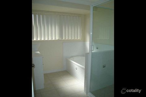 Property photo of 8 Annie Close Gracemere QLD 4702