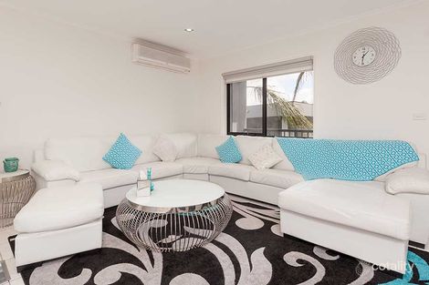 Property photo of 18 Grange Rise Craigieburn VIC 3064