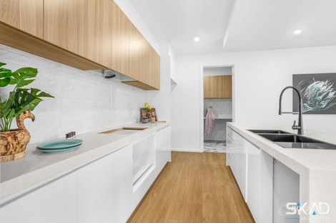 Property photo of 11 Swanmore Road Donnybrook VIC 3064