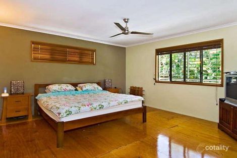 Property photo of 1 Furrow Close Smithfield QLD 4878