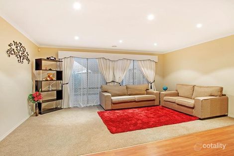 Property photo of 10 Graman Way Taylors Hill VIC 3037