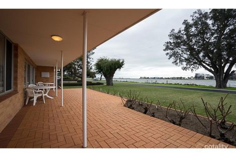 Property photo of 16 Fairbridge Road Halls Head WA 6210