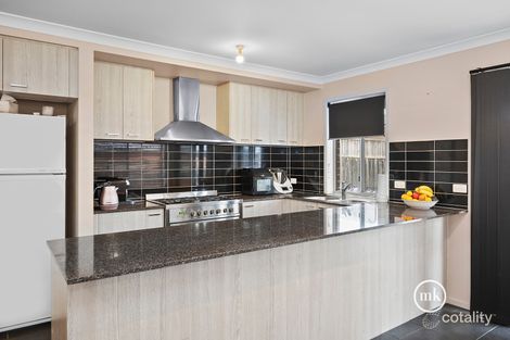 Property photo of 16 Turnstone Street Doreen VIC 3754