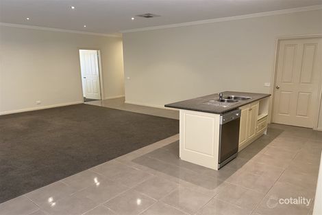 Property photo of 3A Ella Court Kennington VIC 3550