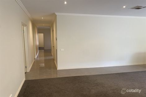 Property photo of 3A Ella Court Kennington VIC 3550