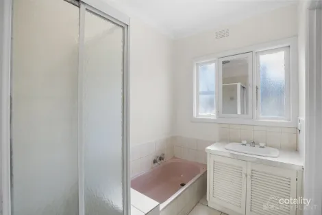 Property photo of 6 Ambrie Crescent Noble Park VIC 3174