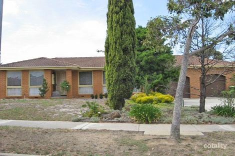 4 Belair Ct, Taylors Lakes, VIC 3038