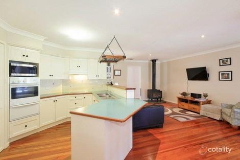 Property photo of 35 Overlanders Way Hillvue NSW 2340