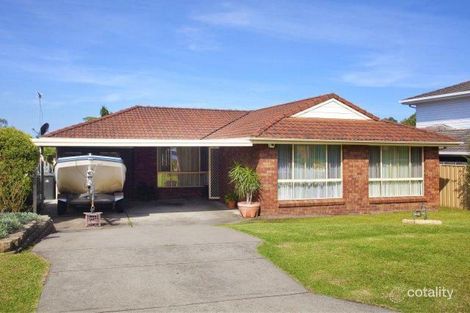 Property photo of 13 Mayfield Circuit Albion Park NSW 2527