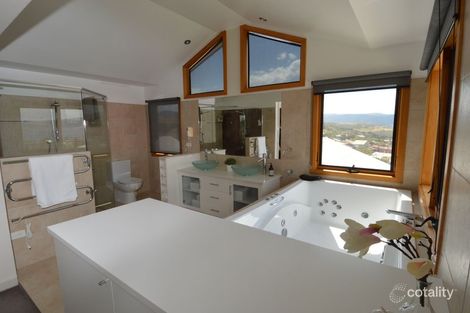 Property photo of 2/3 Pilot Close Jindabyne NSW 2627