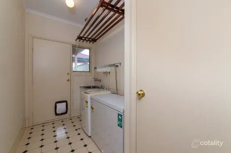 Property photo of 40 Palamountain Drive Evanston Park SA 5116