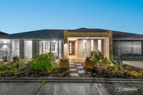 Property photo of 3 The Circuit Pakenham VIC 3810