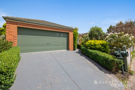 Property photo of 15 Glenn Erin Way Berwick VIC 3806