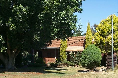 52 Williams Rd, Armadale, WA 6112