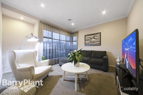 Property photo of 15 Percheron Way Clyde North VIC 3978