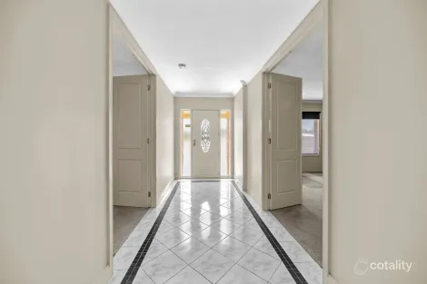 Property photo of 109 Sunraysia Drive Mitchell Park VIC 3355