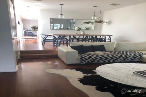 Property photo of 8 Swallow Street Port Melbourne VIC 3207