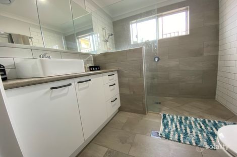 2/4 North St, Beerwah, QLD 4519