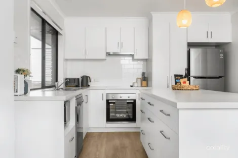 Property photo of 8 Wollumbin Street Byron Bay NSW 2481