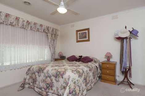 Property photo of 15 Lancaster Road Mooroolbark VIC 3138