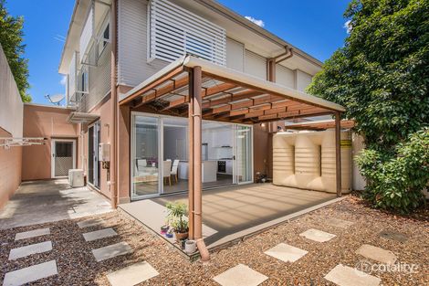 Property photo of 2/30 Gordon Parade Mount Gravatt East QLD 4122