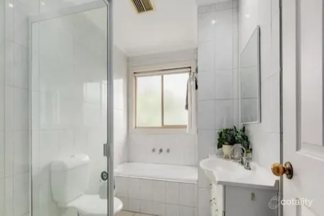 Property photo of 3/575 Whitehorse Road Mitcham VIC 3132