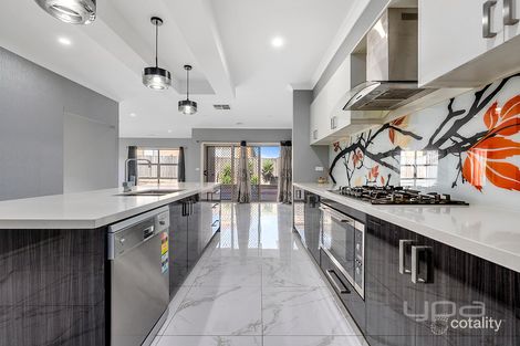 Property photo of 5 Chardia Court Brookfield VIC 3338