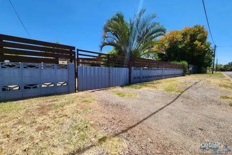 Property photo of 30 Cook Crescent Sunset QLD 4825