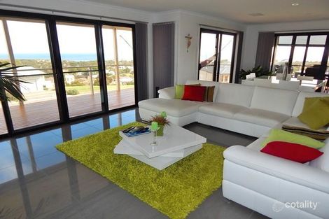 Property photo of 42 Stacey Drive Carrickalinga SA 5204