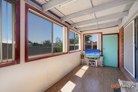 Property photo of 4 Gardenia Place Macquarie Fields NSW 2564