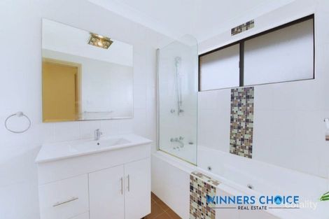 Property photo of 39 Ardrossan Crescent St Andrews NSW 2566