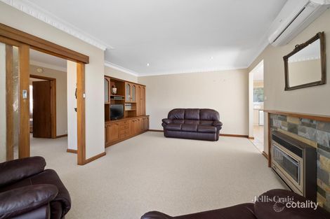 Property photo of 43 Browns Parade Wendouree VIC 3355