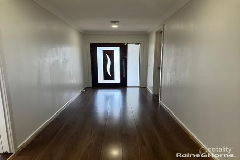 Property photo of 61 Felix Way Tarneit VIC 3029