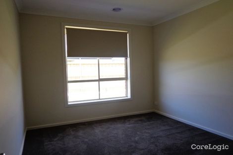 Property photo of 2 McWilliams Crescent Point Cook VIC 3030