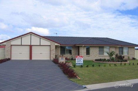 28 Bunya Ct, Eli Waters, QLD 4655