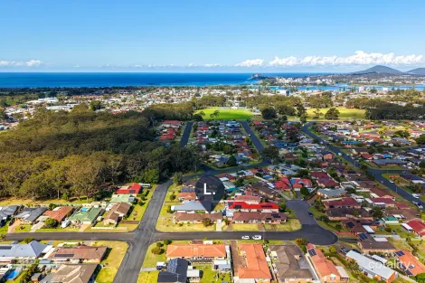 Property photo of 1/48 Mayers Drive Tuncurry NSW 2428