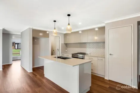 Property photo of 30 McGee Drive Kearneys Spring QLD 4350