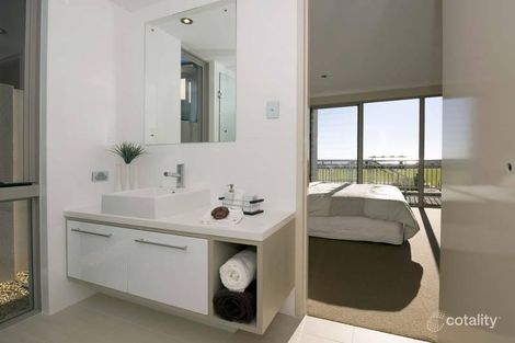 Property photo of 16 Lucretia Circle North Coogee WA 6163