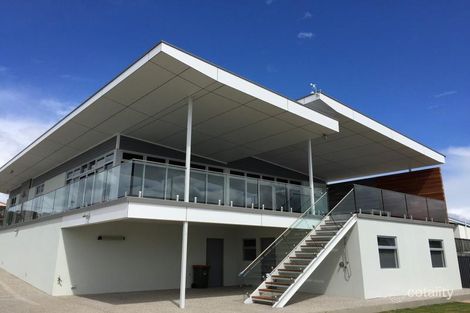 42 Pine Cres, Coffin Bay, SA 5607