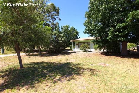 13 Henry St, East Cannington, WA 6107