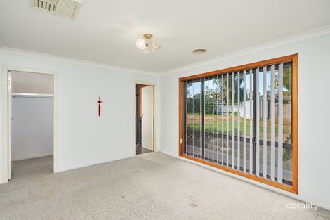 Property photo of 21 Myall Crescent Lake Albert NSW 2650