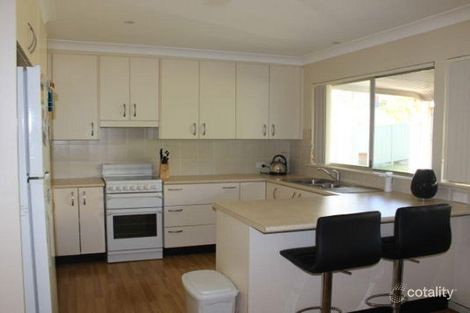 Property photo of 25 Carlisle Row Fishing Point NSW 2283